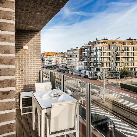 Amatus 303 In With Balcony, Cleaning Included *