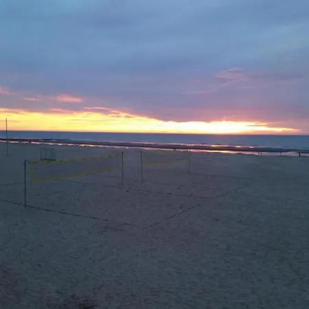 아파트 In Near Seawall & Beach, Cleaning Included 코크시데